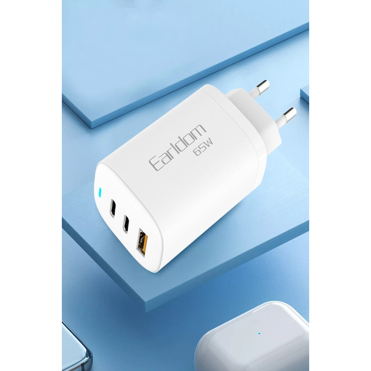 Earldom EU26C 2 Adet 65W Type-C ve 1 Adet 30W USB 3.0 Çıkışlı Ekstra Type-C to Type-C Kablolu GAN Şarj Cihazı