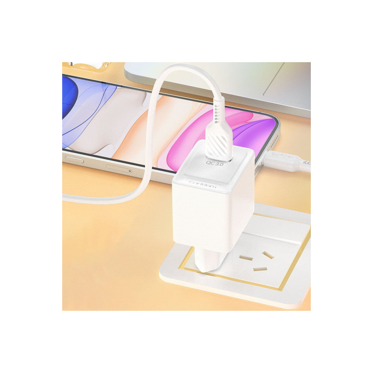 Earldom EU45 18W USB QC 3.0 Çıkışlı ve USB to Lightning Kablolu PD Hızlı Şarj Cihazı
