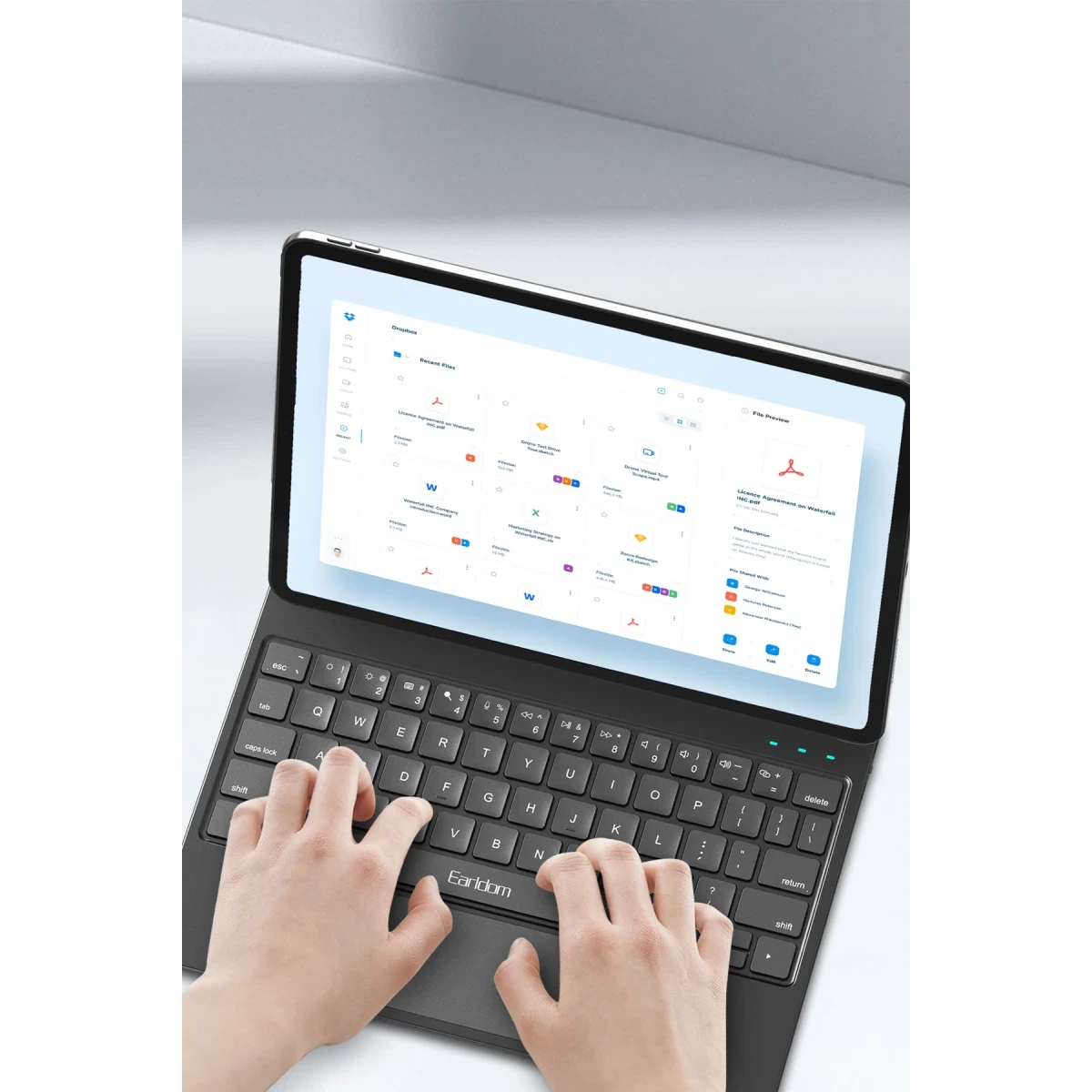 Earldom Apple KB10P iPad Pro 13 (2024) Kablosuz Klavyeli Tablet Kılıfı - Siyah