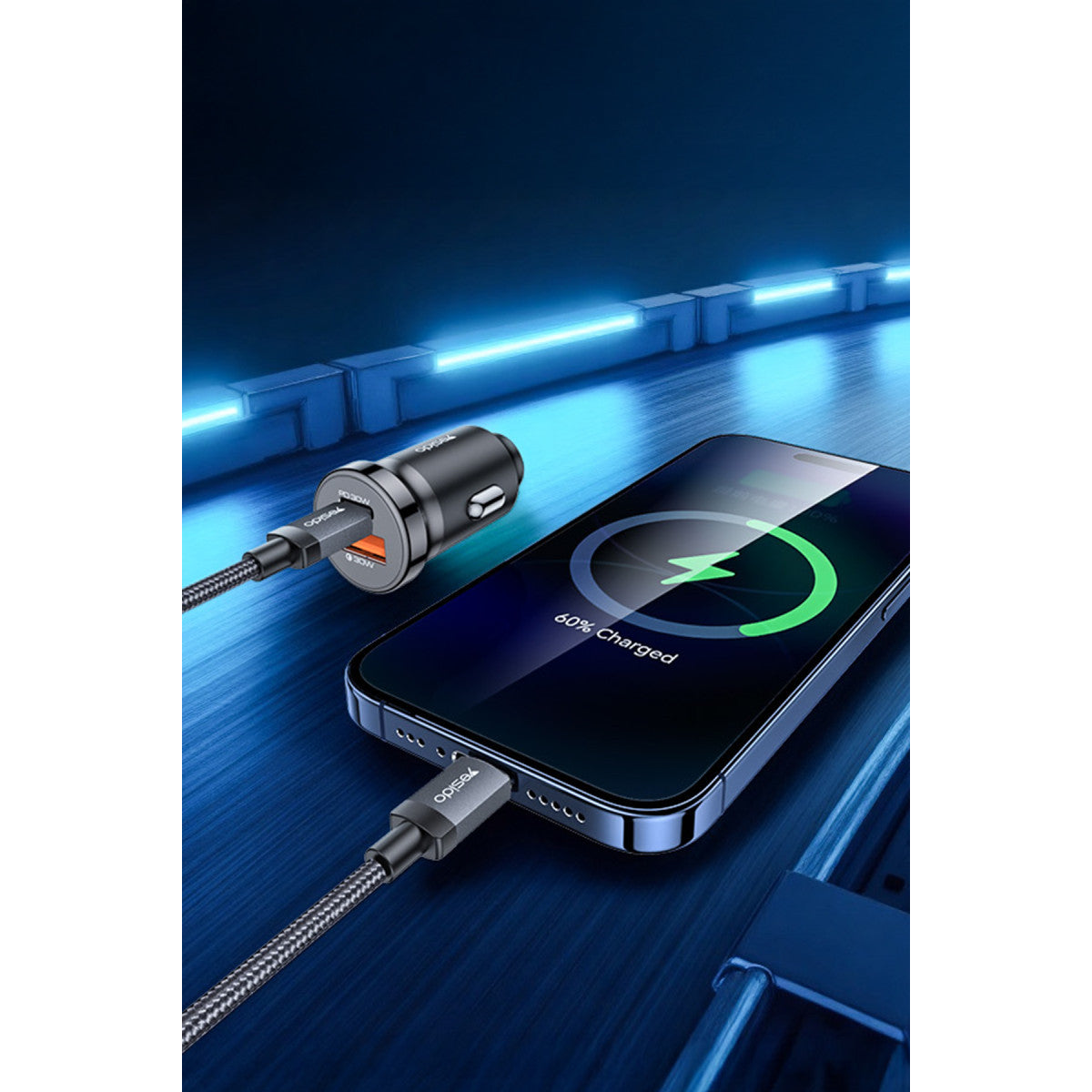 Yesido Y72 1 Adet 30W Type C ve 1 Adet 30W USB Çıkışlı PD Hızlı Araç Şarj Cihazı