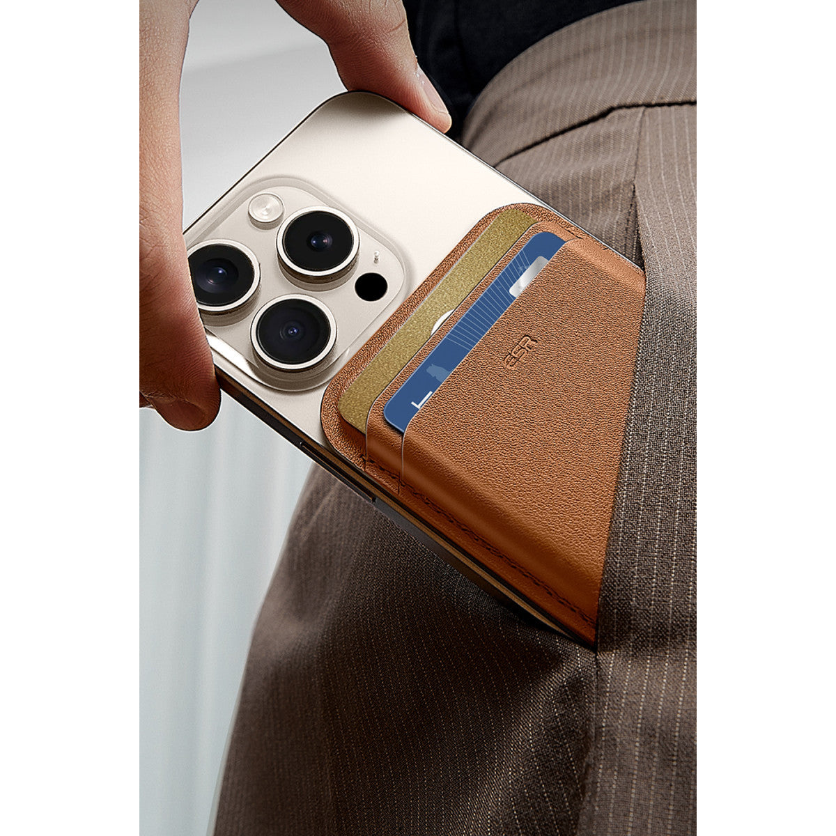 ESR HaloLock Wallet Boost Magsafe Kartlık