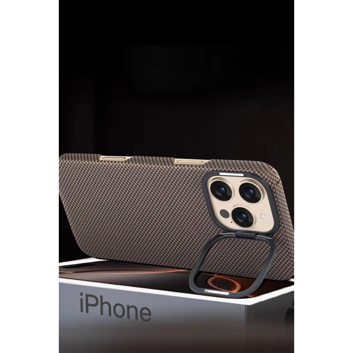 HDD Apple iPhone 16 Pro Blaze 1000D Kevlar Magsafe Kılıf - Yeşil