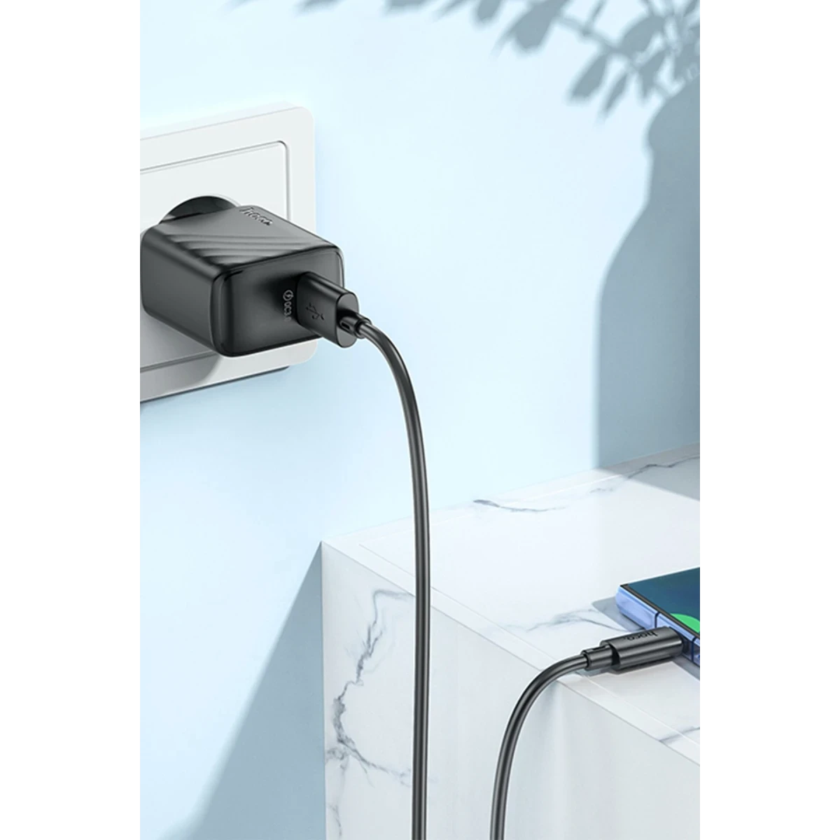 Hoco. CS21A Rich 18W USB 3.0 QC Çıkışlı Hızlı Şarj Aleti - Siyah