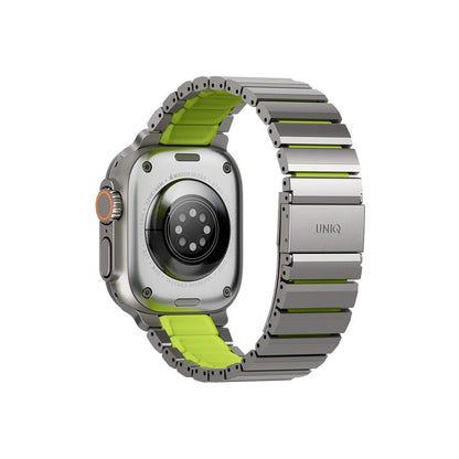 Uniq Apple Watch Ultra 49mm Strova Flex Steel Kordon - Siyah-Turuncu