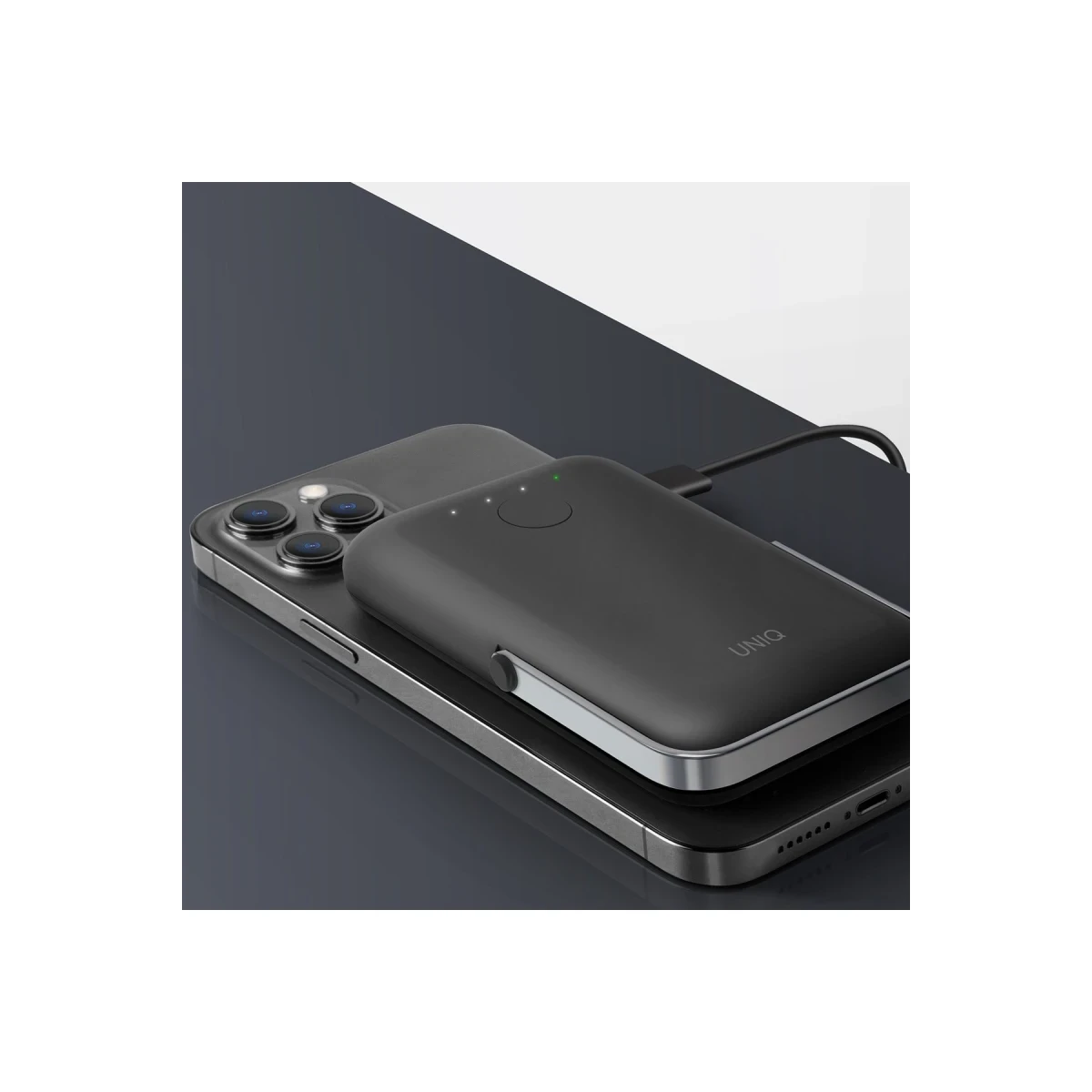 Uniq Hoveo 5.000mAh Manyetik PD Kablosuz Type-C Standlı Powerbank - Lacivert
