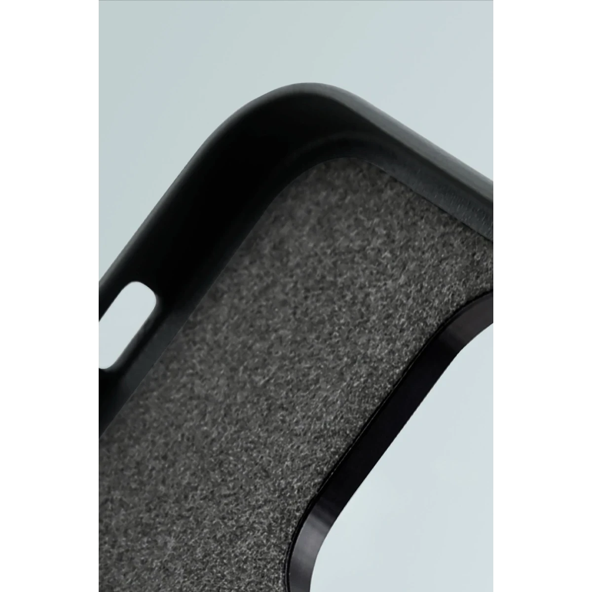 Uniq Apple iPhone 15 Pro Lyden DS Magsafe Kapak - Siyah