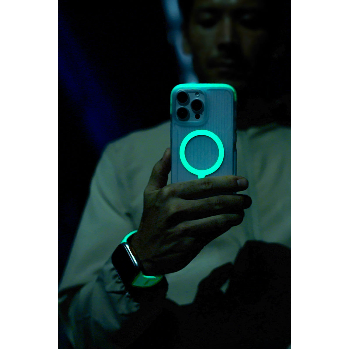 Uniq Apple iPhone 16 Pro Combat Active Magsafe Kapak