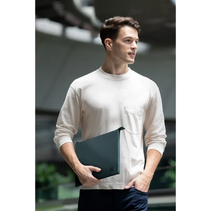 Uniq Lyon Su Geçirmez Rpet Kumaş 16inç Laptop Çanta - Siyah