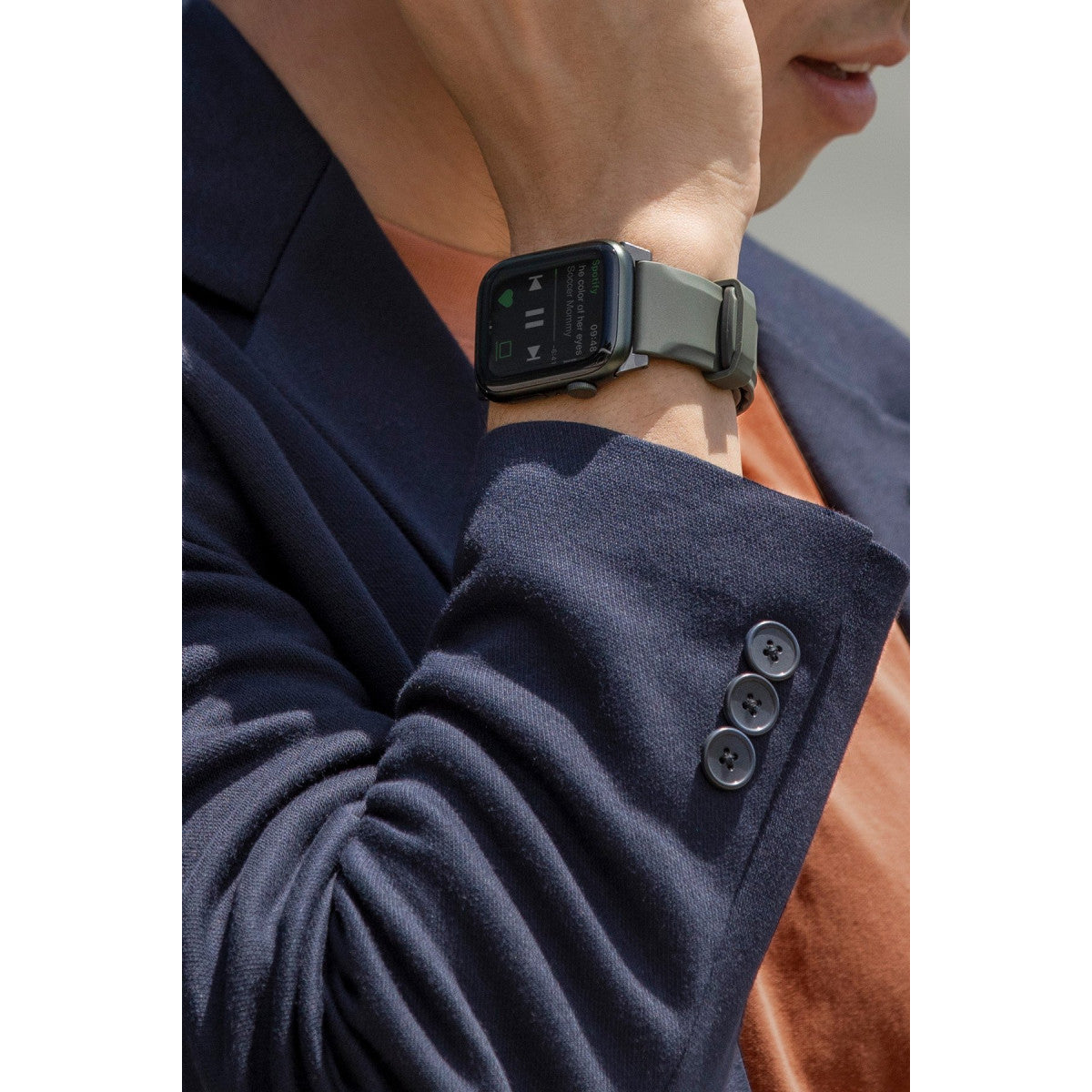 Uniq Apple Watch 41mm Linus Airosoft Silikon Kordon