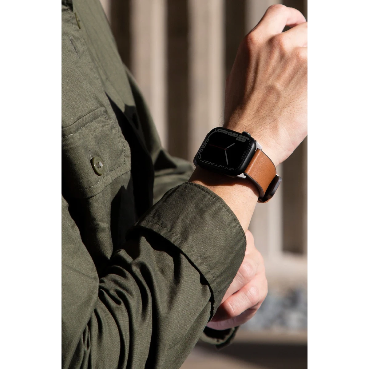 Uniq Apple Watch Ultra 49mm Straden Su Geçirmez Deri Kordon - Siyah