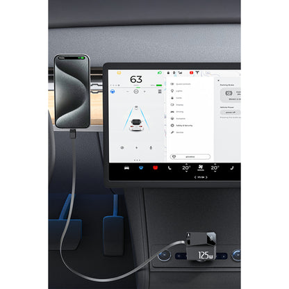 Yesido Y71 Dijital Göstergeli 1 Adet 30W Type-C ve 1 Adet 30W USB Çıkışlı Ekstra 65W Destekli Type-C Dahili Kablolu 125W Araç Şarj Aleti