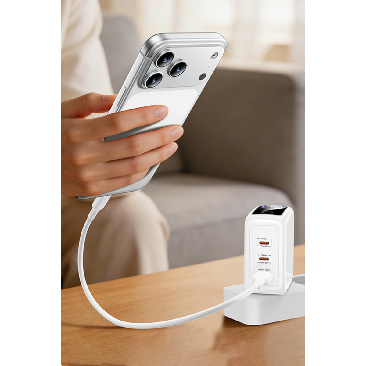 Yesido YC114 140W Dijital Ekranlı PD Hızlı Şarj Aleti