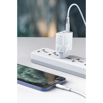 Yesido YC32 20W Type-C Çıkışlı PD Hızlı Şarj Cihazı - Beyaz