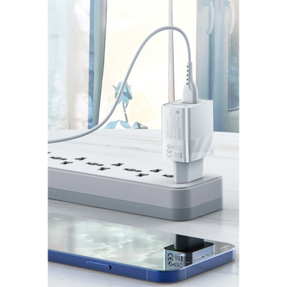 Yesido YC32 20W Type-C Çıkışlı PD Hızlı Şarj Cihazı - Beyaz