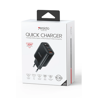 Yesido YC69 Dijital Göstergeli 1 Adet 30W USB ve 2 Adet 30W Type-C Çıkışlı PD Hızlı Şarj Cihazı - Siyah