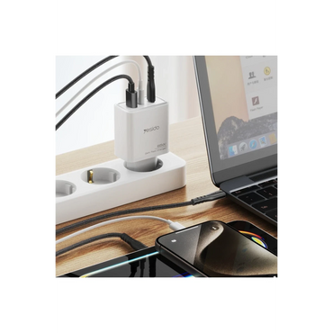 Yesido YC70 1 Adet 65W Type-C / 1 Adet 30W USB ve 1 Adet 45W Lightning Çıkışlı Ekstra 2M Type-C to Ligtning Kablolu GAN Hızlı Şarj Cihazı - Beyaz