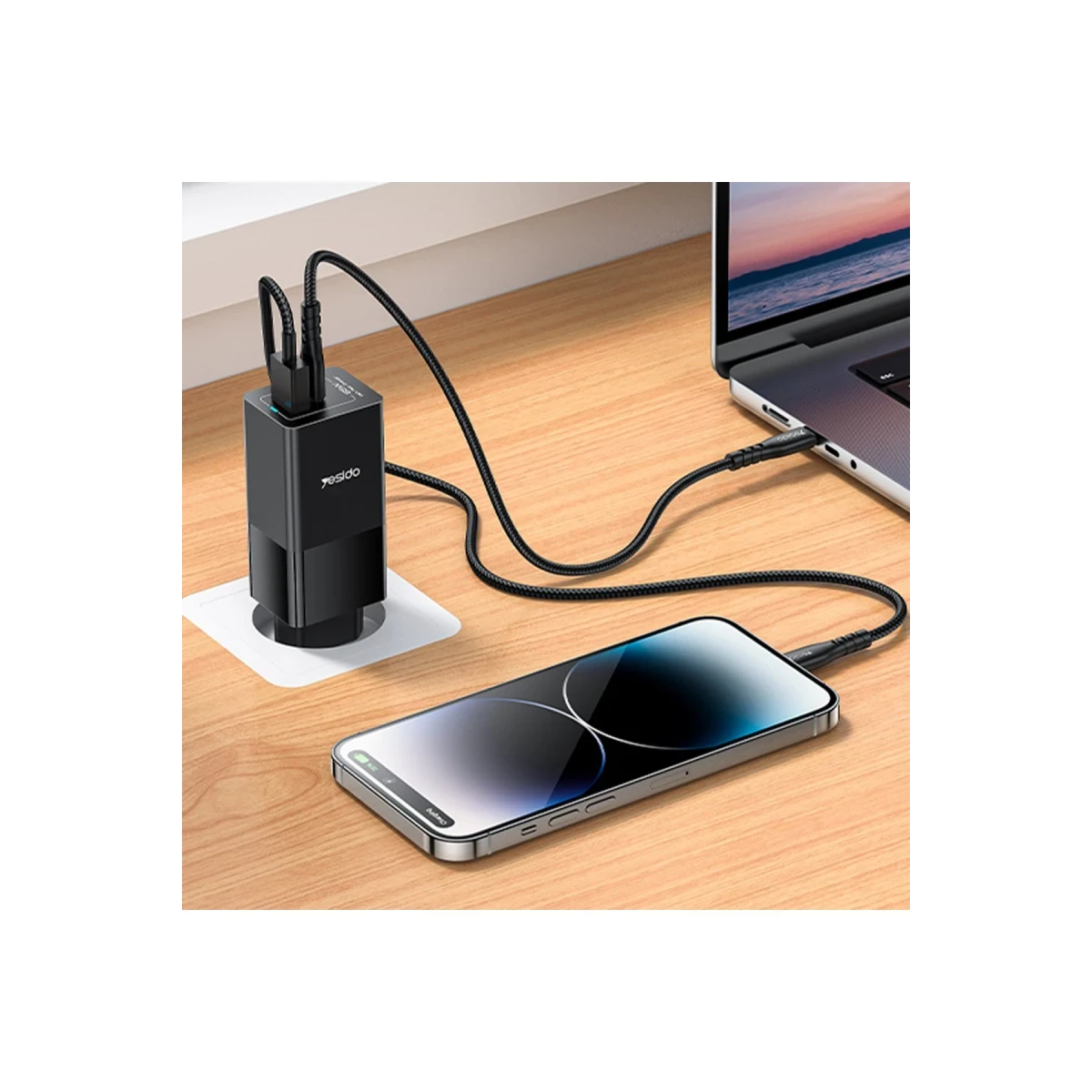 Yesido YC73 1 Adet 65W Type-C / 1 Adet 18W USB Çıkışlı Ekstra 1M Type-C to Type-C Kablolu GAN Hızlı Şarj Cihazı - Siyah