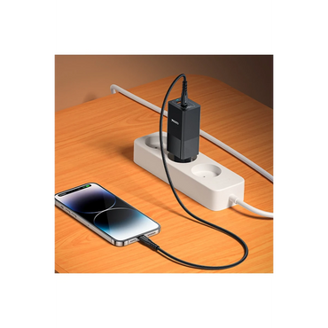 Yesido YC73 1 Adet 65W Type-C / 1 Adet 18W USB Çıkışlı Ekstra 1M Type-C to Type-C Kablolu GAN Hızlı Şarj Cihazı - Siyah