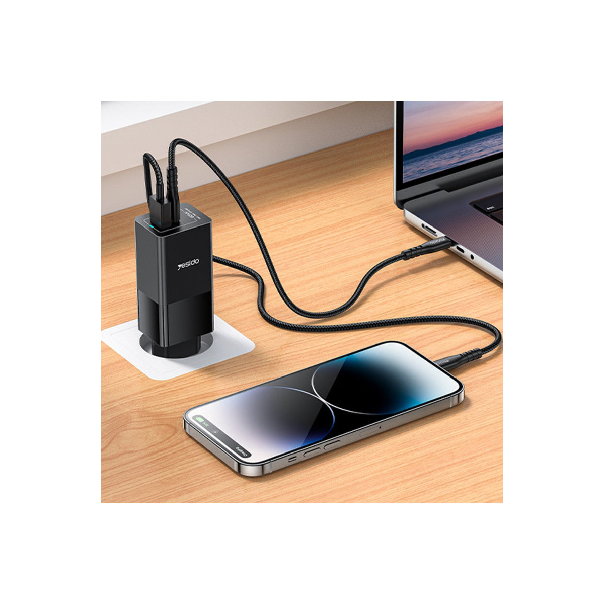 Yesido YC73 1 Adet 65W Type-C / 1 Adet 18W USB Çıkışlı Ekstra 1M Type-C to Type-C Kablolu GAN Hızlı Şarj Cihazı