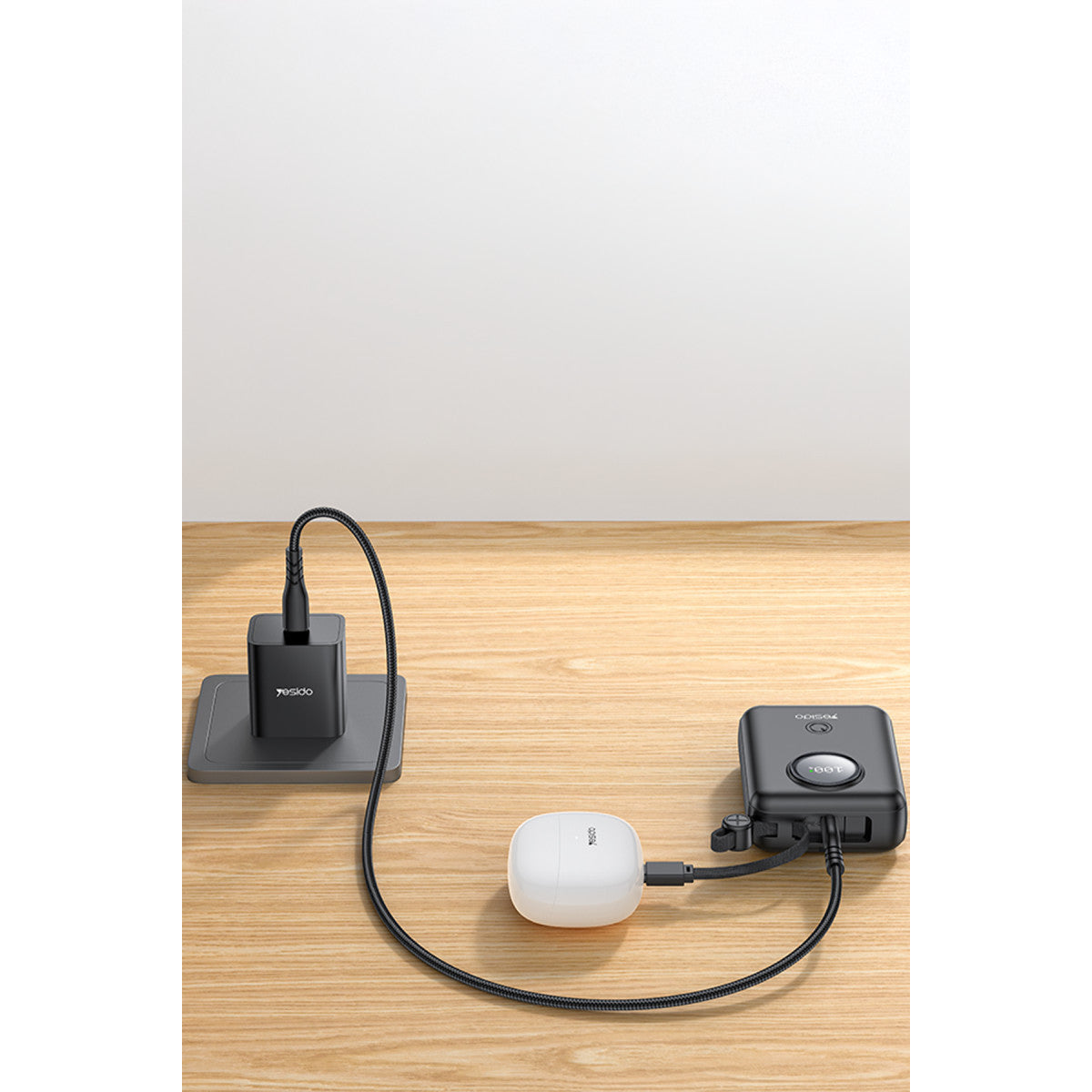 Yesido YP64 10.000 mAh Dijital Göstergeli Dahili Type-C ve Lightning Kablolu PD Mini Powerbank