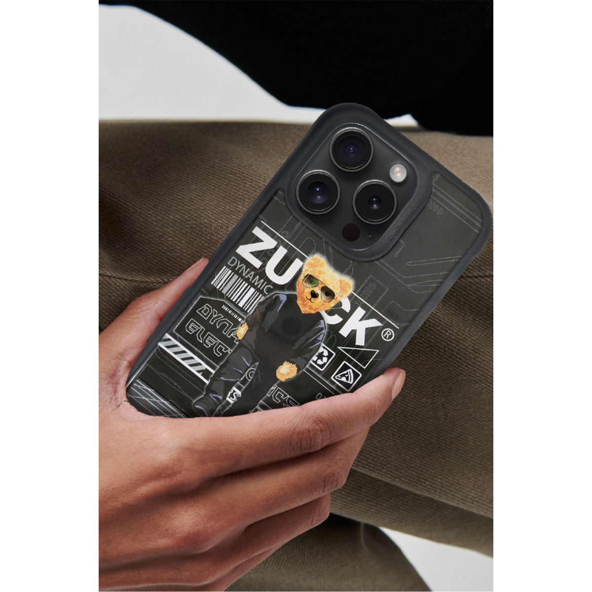 ZuckBear Apple iPhone 15 Pro Colby Light Kapak