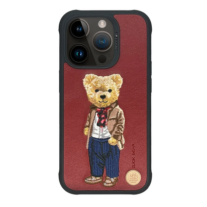 ZuckBear Apple iPhone 15 Pro London Classic Kapak - Chelsea Swish